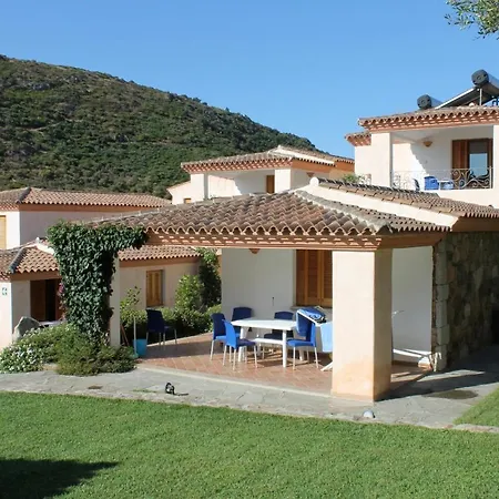 Lejlighed Bouganvillage Bilo With Shared Pool Budoni