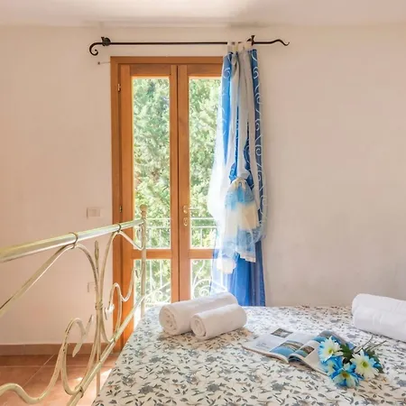 Apartmán Bouganvillage Bilo With Shared Pool